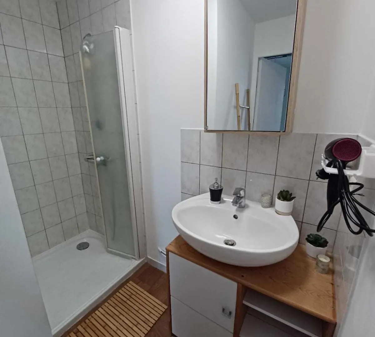 Holiday home Logis Des Pivoines Villa Trezelles